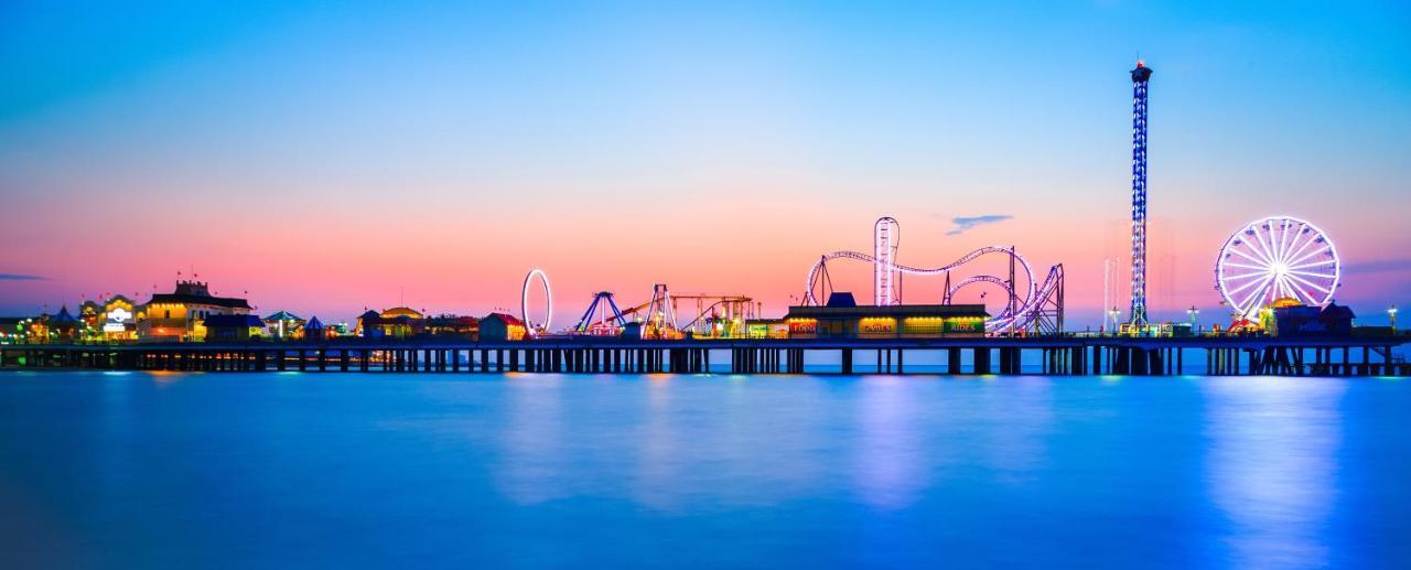 Relax At Our Beach Haven - Pet Friendly Galveston Zewnętrze zdjęcie